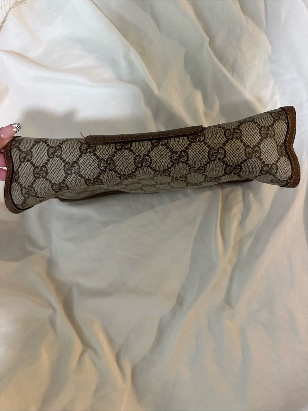 Gucci Brown GG Supreme Canvas clutch - Picture 2 of 6